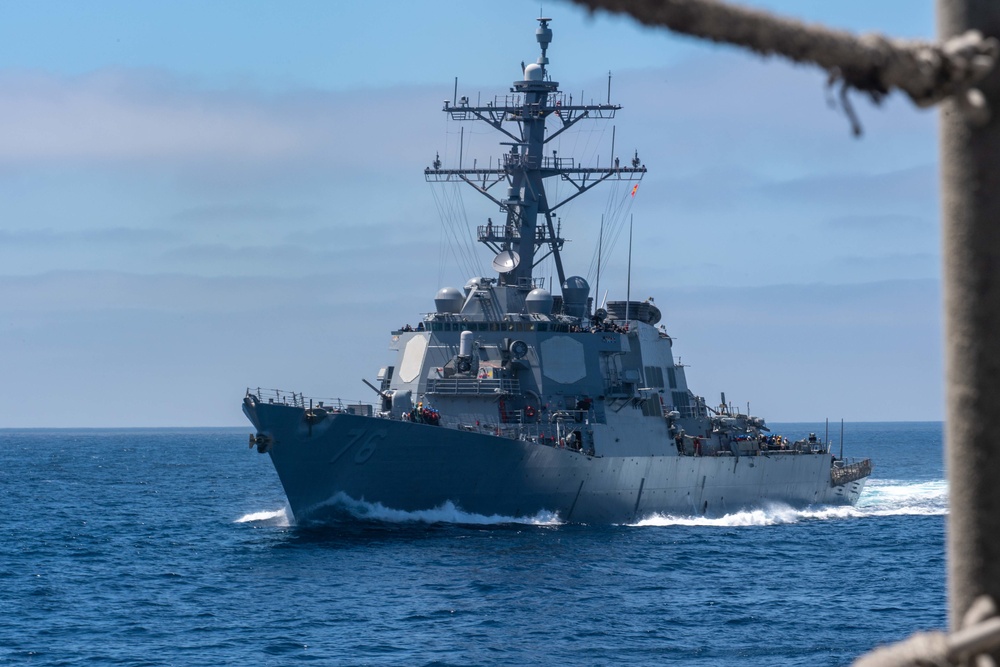 DVIDS - Images - USS Carl Vinson (CVN 70) Conducts A Replenishment-At ...