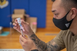 Japanese Employees Receive 2nd Dose of COVID Vaccine [Image 6 of 6]