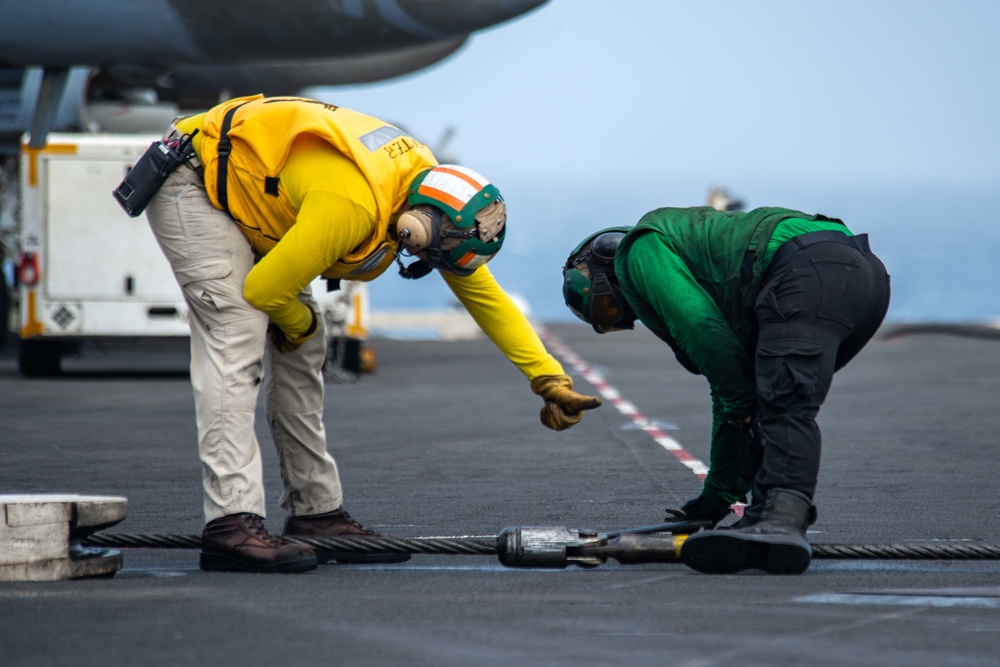 USS Ronald Reagan (CVN 76) Flight Operations