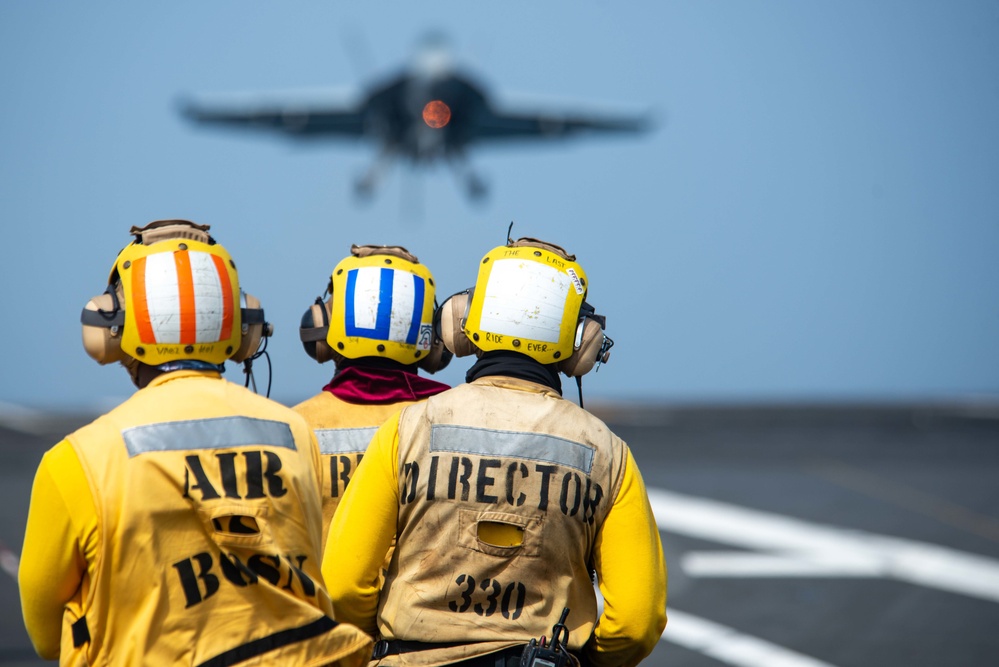USS Ronald Reagan (CVN 76) Flight Operations