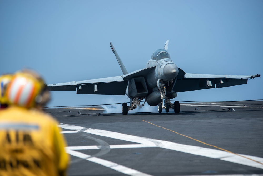 USS Ronald Reagan (CVN 76) Flight Operations