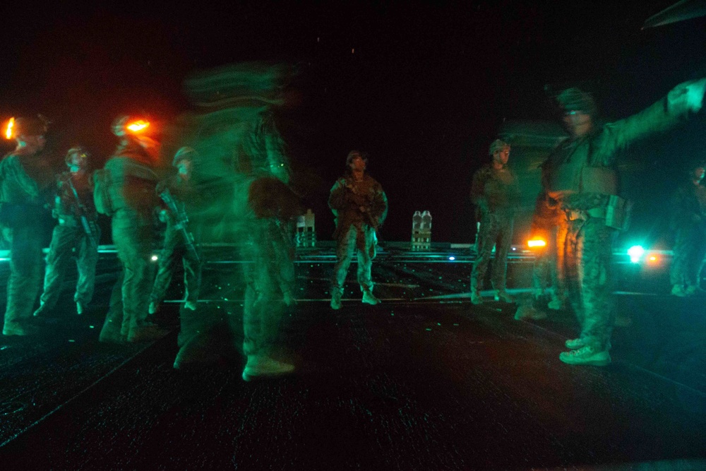 BLT 3/5 Conducts a Low-Light Deck Shoot