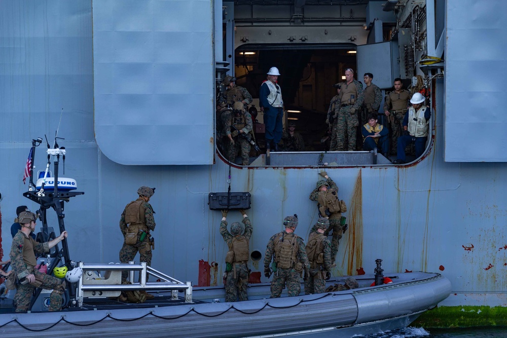 FRP Conducts a BAF Talisman Sabre Exercise