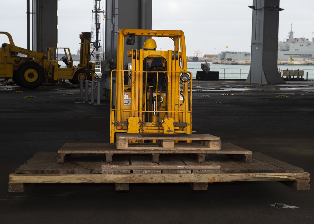 210720-N-LK647-0069