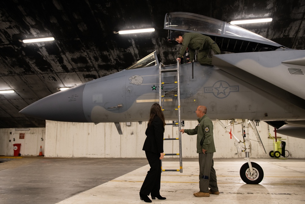 COMUSAFE Meets with Airmen defending Iceland’s airspace