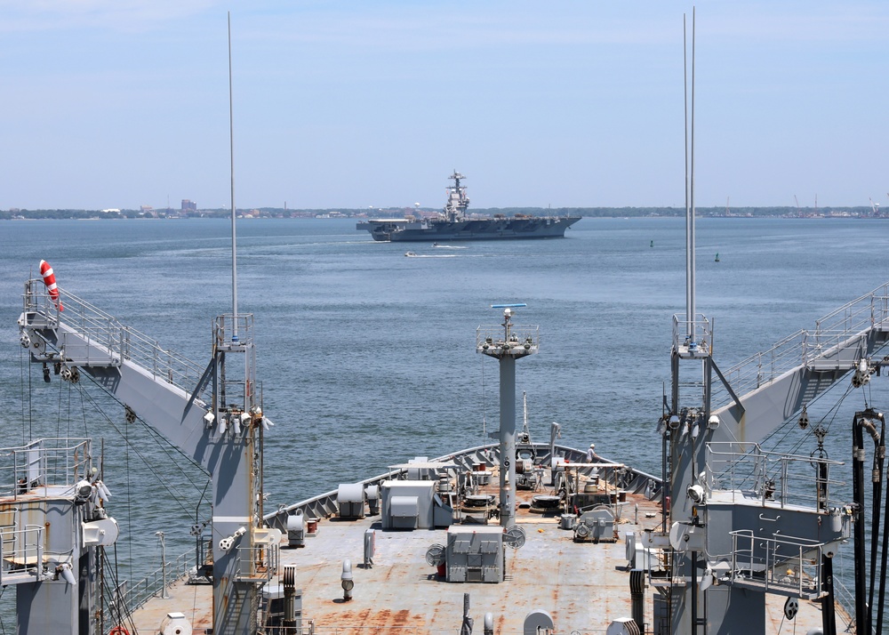 USNS Joshua Humphreys Underway