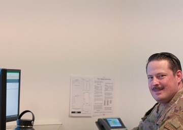 Airlifter of the week welcomes home heroes