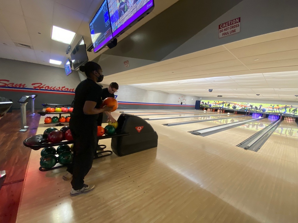 Strike! Recovering Soldiers Develop Camaraderie on the Bowling Lanes