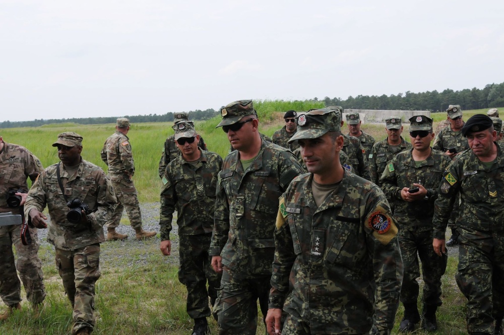 Fort Dix Albanian Land Forces Visit