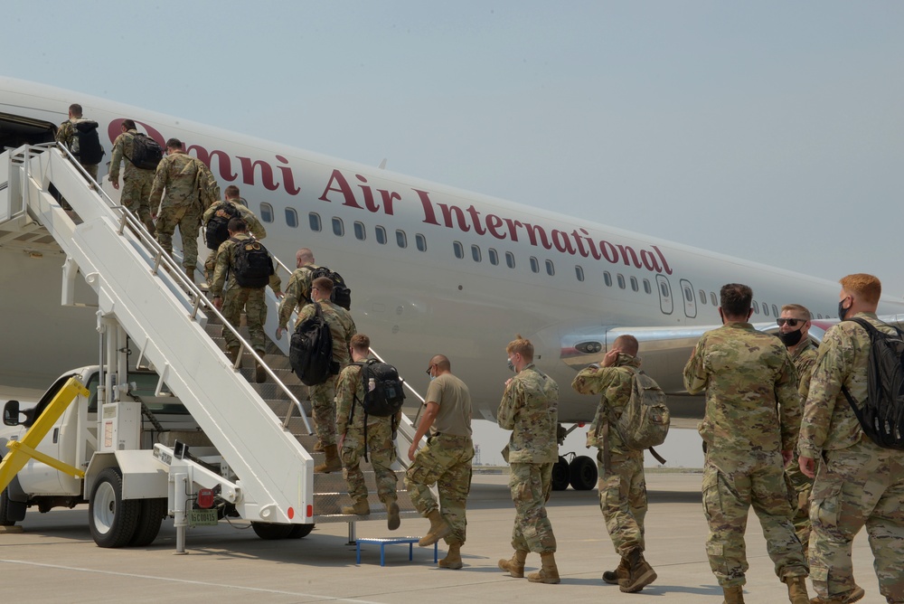 366th Fighter Wing Airmen get processed for deployment