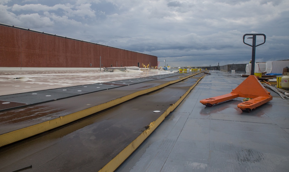 P-199 F-35 Hangar construction