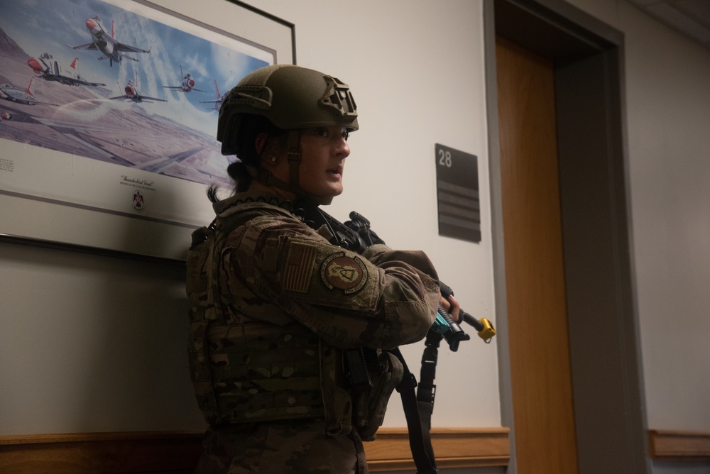 Team Scott maintains readiness through training exercise