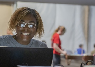 Country Singer, Jimmie Allen, Meets PSAB Members