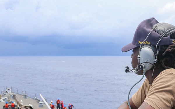 USS Pinckney (DDG 91) is underway in the Pacific Ocean