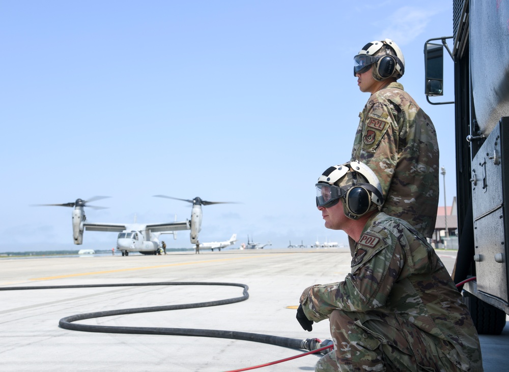 1st MAW Marines conduct hot pit refuelings at Misawa Air Base