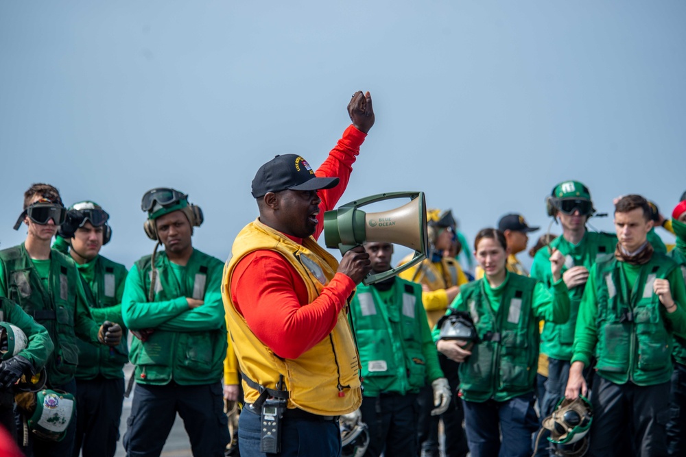 USS Ronald Reagan (CVN 76) Flight Operations