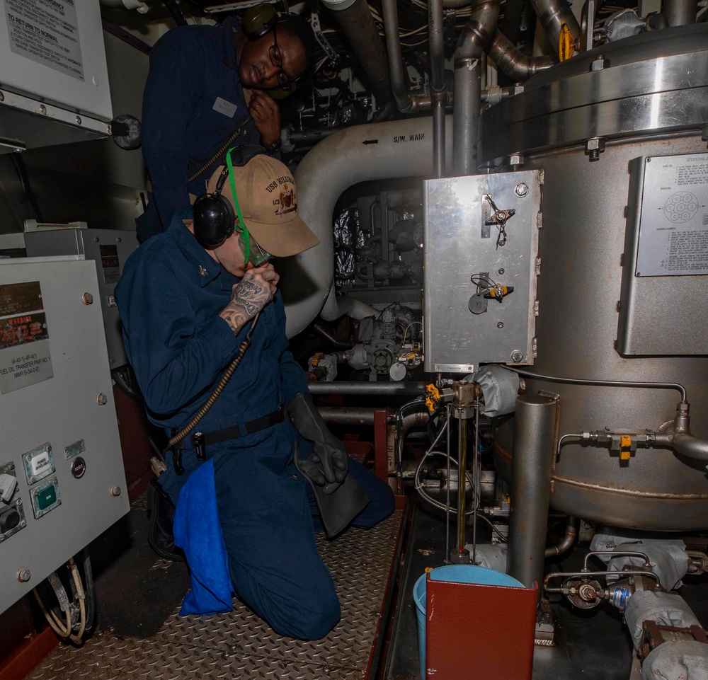 USS Billings Sailors Respond to a Simulated Engineering Casualty