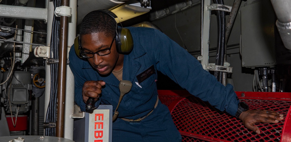USS Billings Sailor Responds to a Simulated Engineering Casualty
