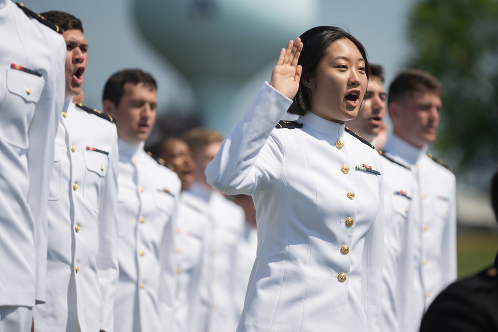 DVIDS Images USNA Class of 2021 Graduation [Image 31 of 52]