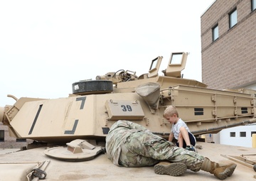 2nd Combined Arms Battalion 136th Infantry Regiment gives Ethan Manson a tour of M1 Abrams Tank