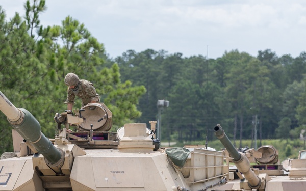 M1A2 ABRAMS LIVE FIRE