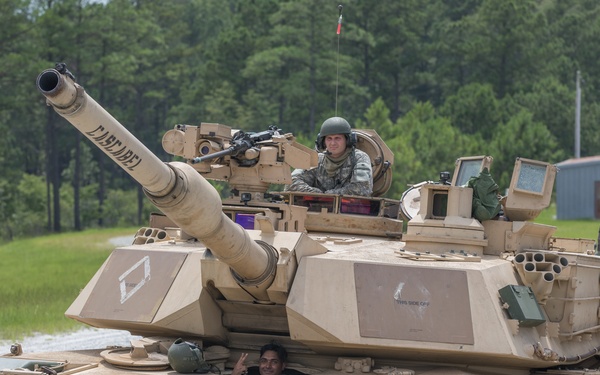 M1A2 ABRAMS LIVE FIRE