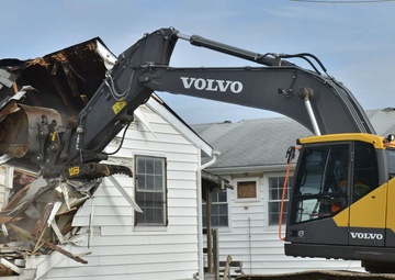 Sapper Eagles join DPW to remove Fort Campbell World War II wood