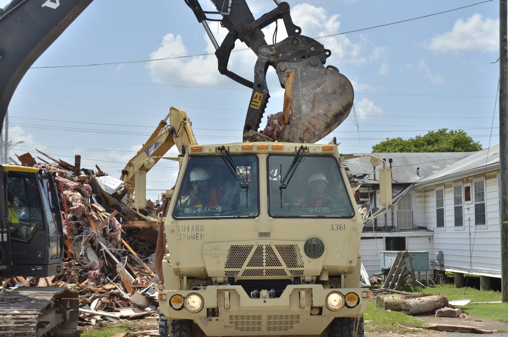 Sapper Eagles join DPW to remove Fort Campbell World War II wood