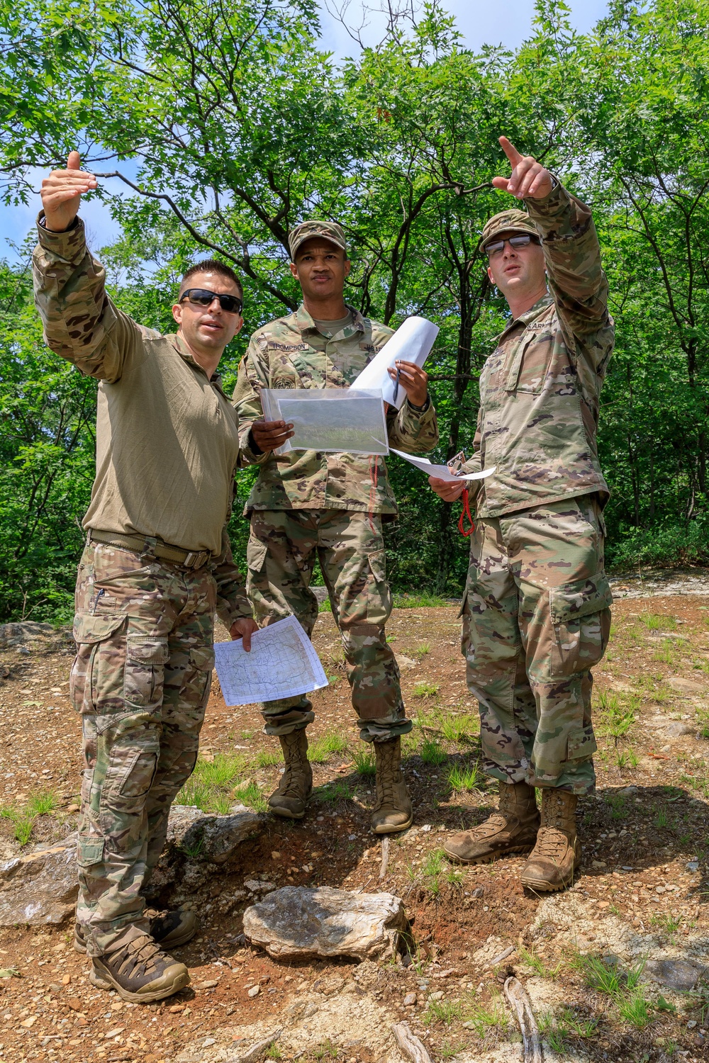 DVIDS - Images - Capt. Sterling Broadhead teaches Sgt. Stanley Thompson ...