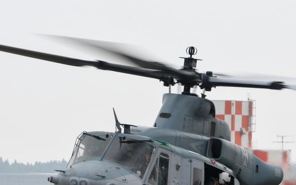 HMLA-169 Departs NAF Misawa