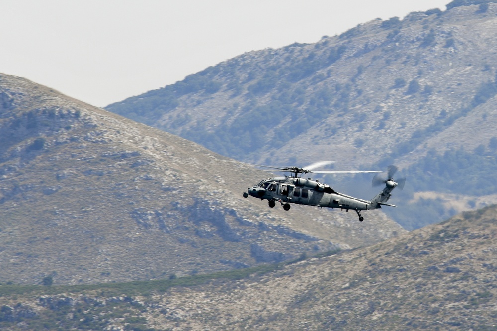 HSC 28 Conducts Flight Operations With USS Mt. Whitney at NSA Naples, Detachment Gaeta