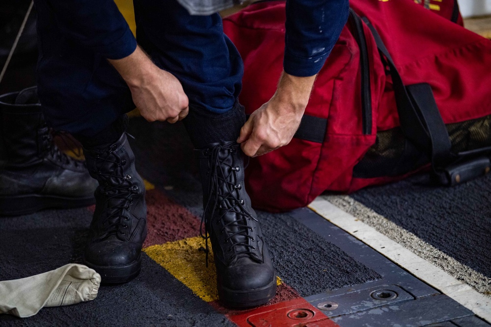 USS Carl Vinson (CVN 70) Conducts A General Quarters Drill