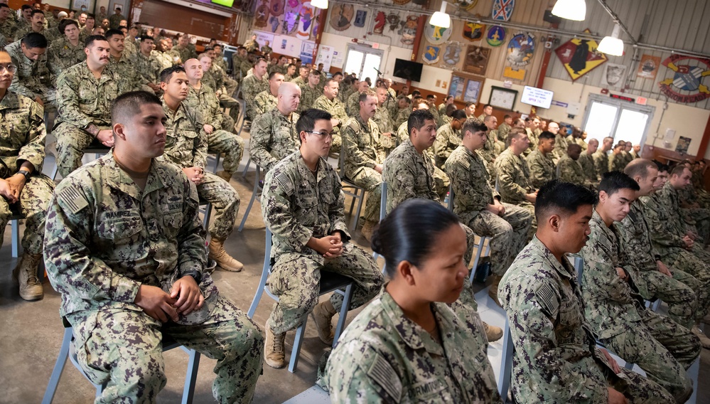 Curran visits Camp Lemonnier