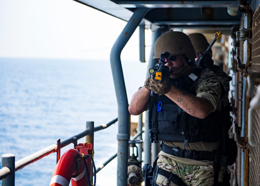 Carter Hall Conducts VBSS Training