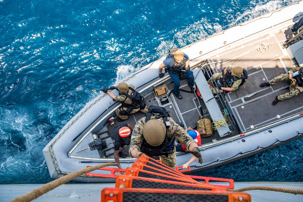 Carter Hall Conducts VBSS Training