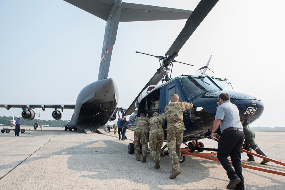 167th Conducts Helicopter Training with 1st Helicopter Squadron