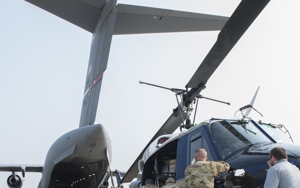 167th Conducts Helicopter Training with 1st Helicopter Squadron