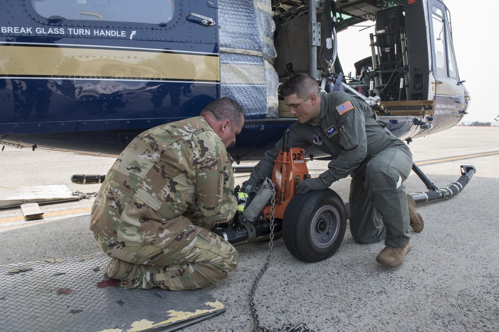 167th Conducts Helicopter Training with 1st Helicopter Squadron