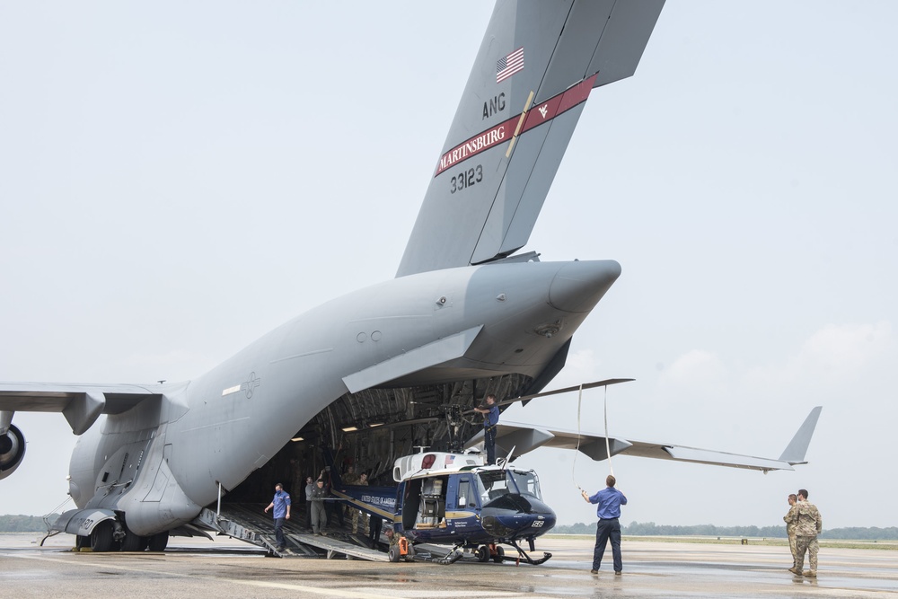 167th Conducts Helicopter Training with 1st Helicopter Squadron