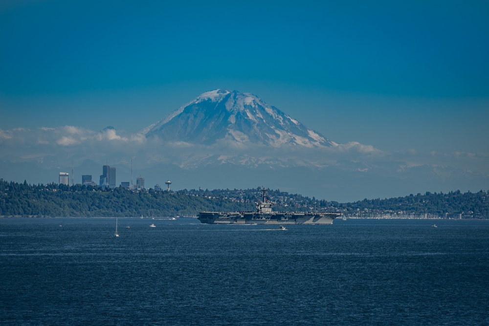 USS Theodore Roosevelt (CVN 71) arrives at Naval Base Kitsap-Bremerton