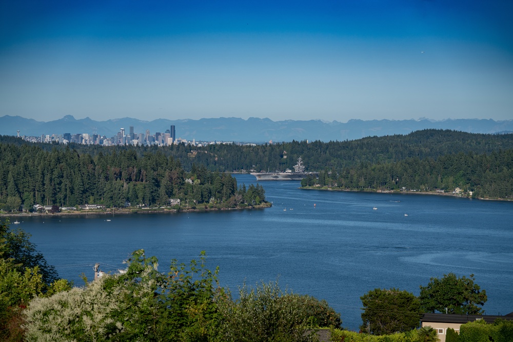 USS Theodore Roosevelt (CVN 71) arrives at Naval Base Kitsap-Bremerton