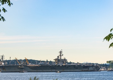 USS Theodore Roosevelt arrives at Naval Base Kitsap-Bremerton