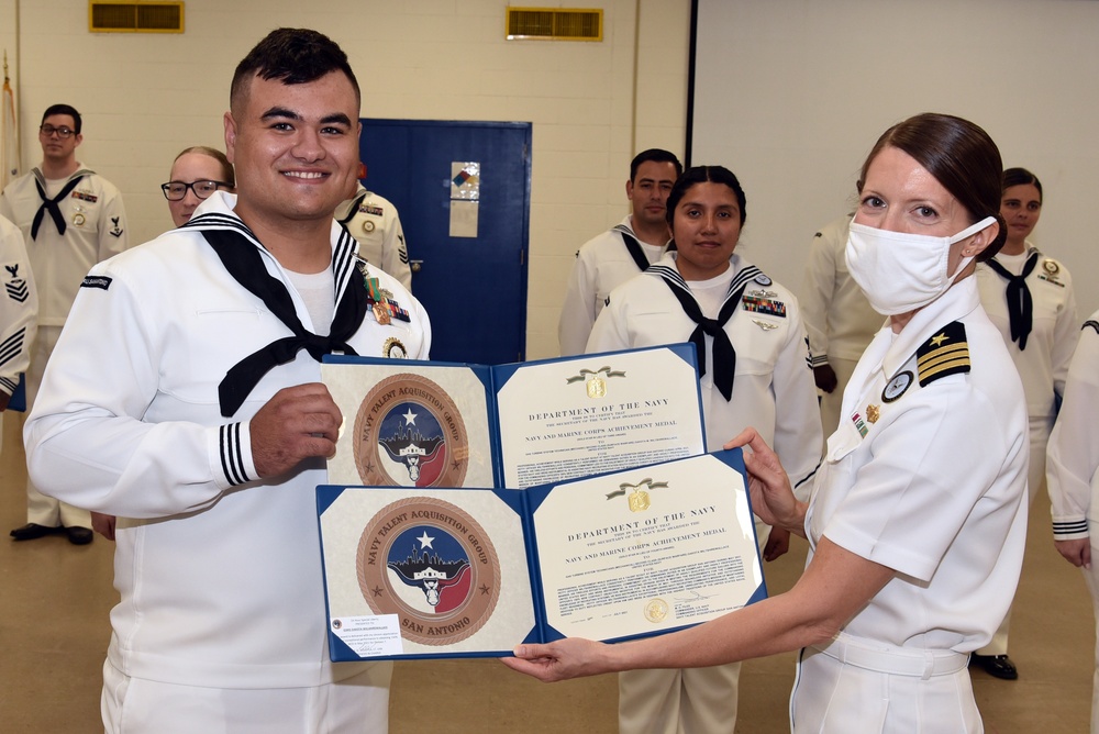 South Texas Recruiter Is Proof That the Navy Can Change Lives