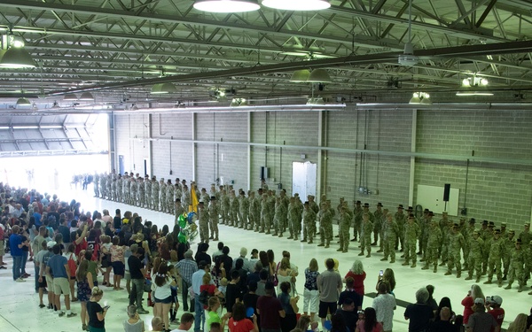 Iowa Guard Soldiers return from Kosovo deployment
