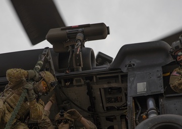 Talisman Sabre 21: US, Australian forces conduct bilateral fast rope training