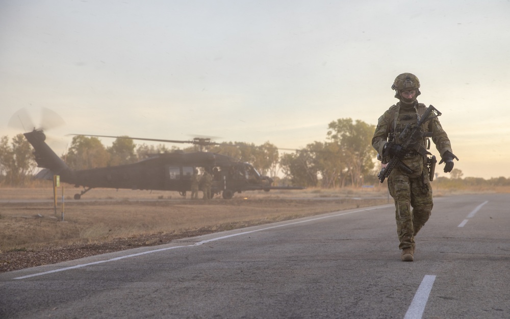 Talisman Sabre 21: US, Australian forces conduct bilateral fast rope training