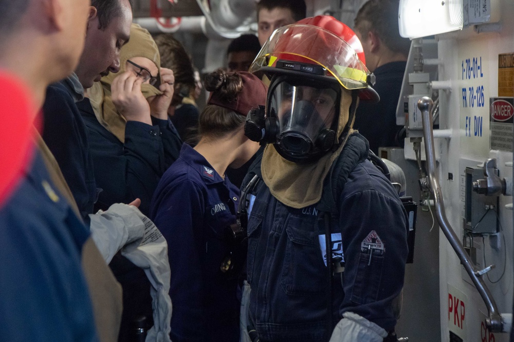 USS Kidd Conducts Firefighting Training