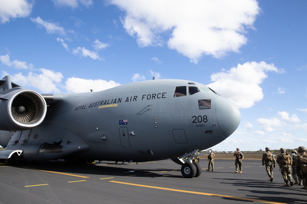 U.S. Marines and ADF conduct HIRAIN during Exercise Talisman Sabre 21