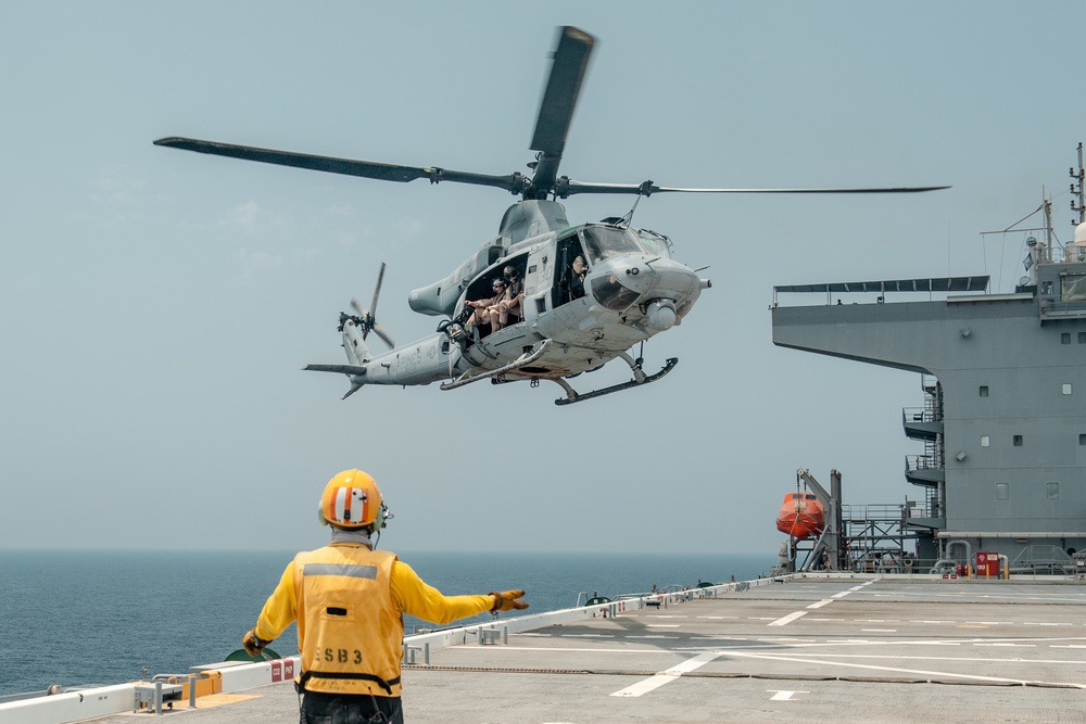 USS Lewis B. Puller Conducts Flight Operations With VMM 162