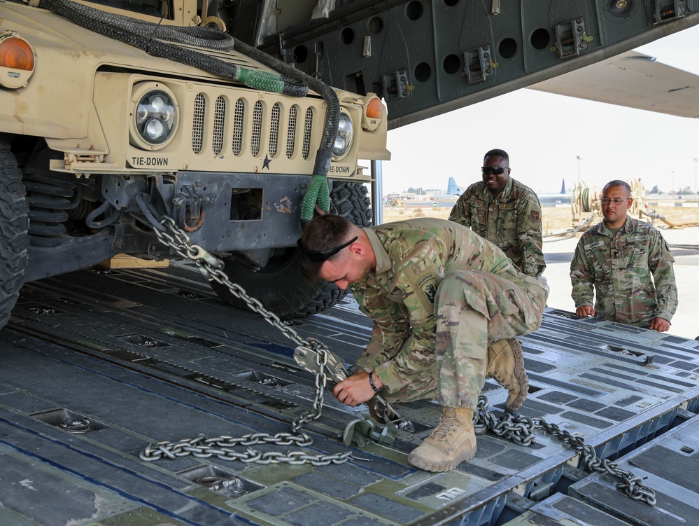 Task Force Iron Valor Participate in a Validation Exercise in Kuwait